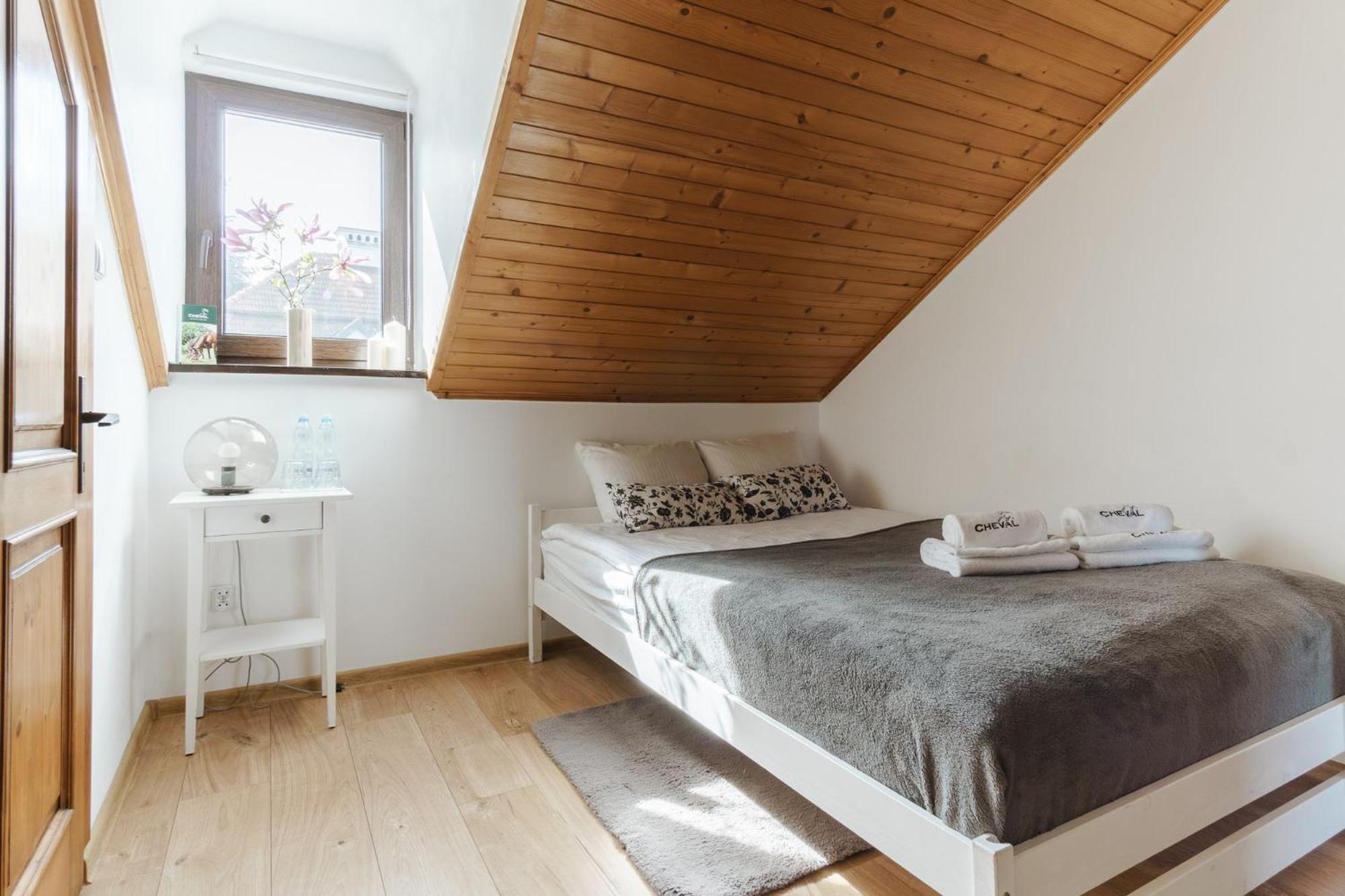 Pokoje Goscinne Cheval Krakau Exterior foto